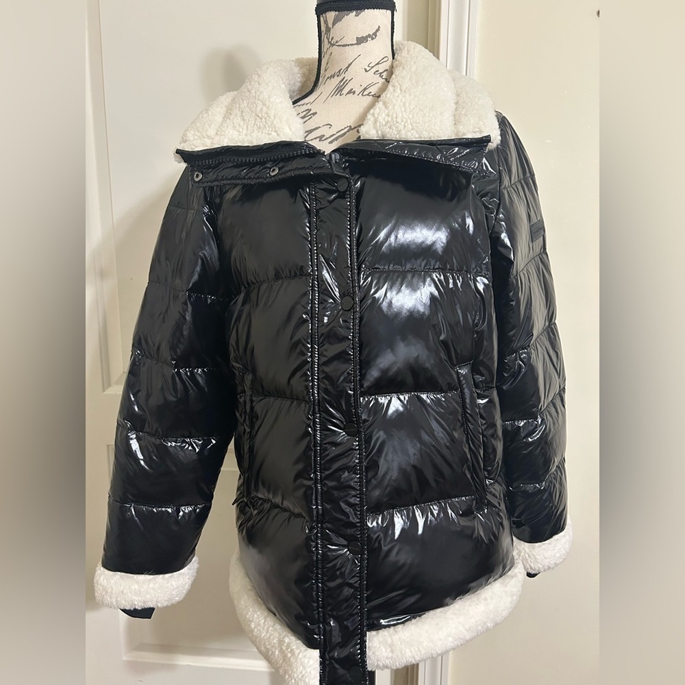 Sanctuary Black Puffer Jacket with White Trim - Picture 2 of 8